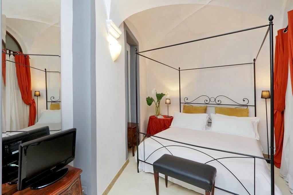 Sangallo Rooms - Residenze Romanae Extérieur photo